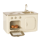 Maileg – Stylowa kuchnia z piekarnikiem i bułeczkami