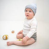 Minimalisma - Mięciutka czapka beanie z mieszanki jedwabiu i bawełny Bambi, Grey Melange
