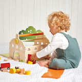 Janod - Drewniana farma z otwieranym dachem i figurkami 2+