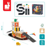 Janod - Drewniany garaż piętrowy z 4 akcesoriami Bolid 2+