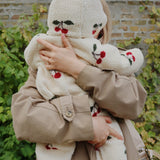 Konges Slojd - Polarowy kombinezon niemowlęcy z kapturem Jody Teddy, Ma Grande Cerise