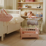 Konges Slojd - Drewniane łóżeczko dla lalek