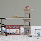 Little Dutch - Garaż wielopoziomowy