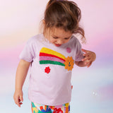 Halcyon Nights - Bawełniany, miękki t-shirt z aplikacją Rainbow Valley