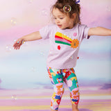 Halcyon Nights - Bawełniany, miękki t-shirt z aplikacją Rainbow Valley