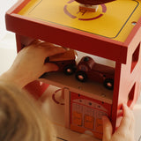 Konges Slojd - Drewniana remiza strażacka