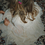 Konges Slojd - Sukienka tiulowa z kokardą Bow, Parchment